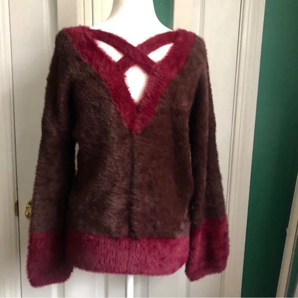 Eyelash faux fur V-Neck Sweater NWT S , brown/cranberry - Picture 1 of 10